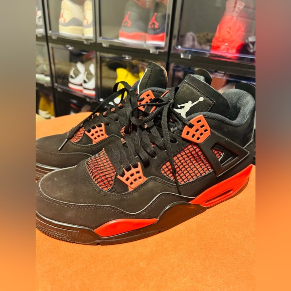 Jordan 4 Retro Red Thunder
